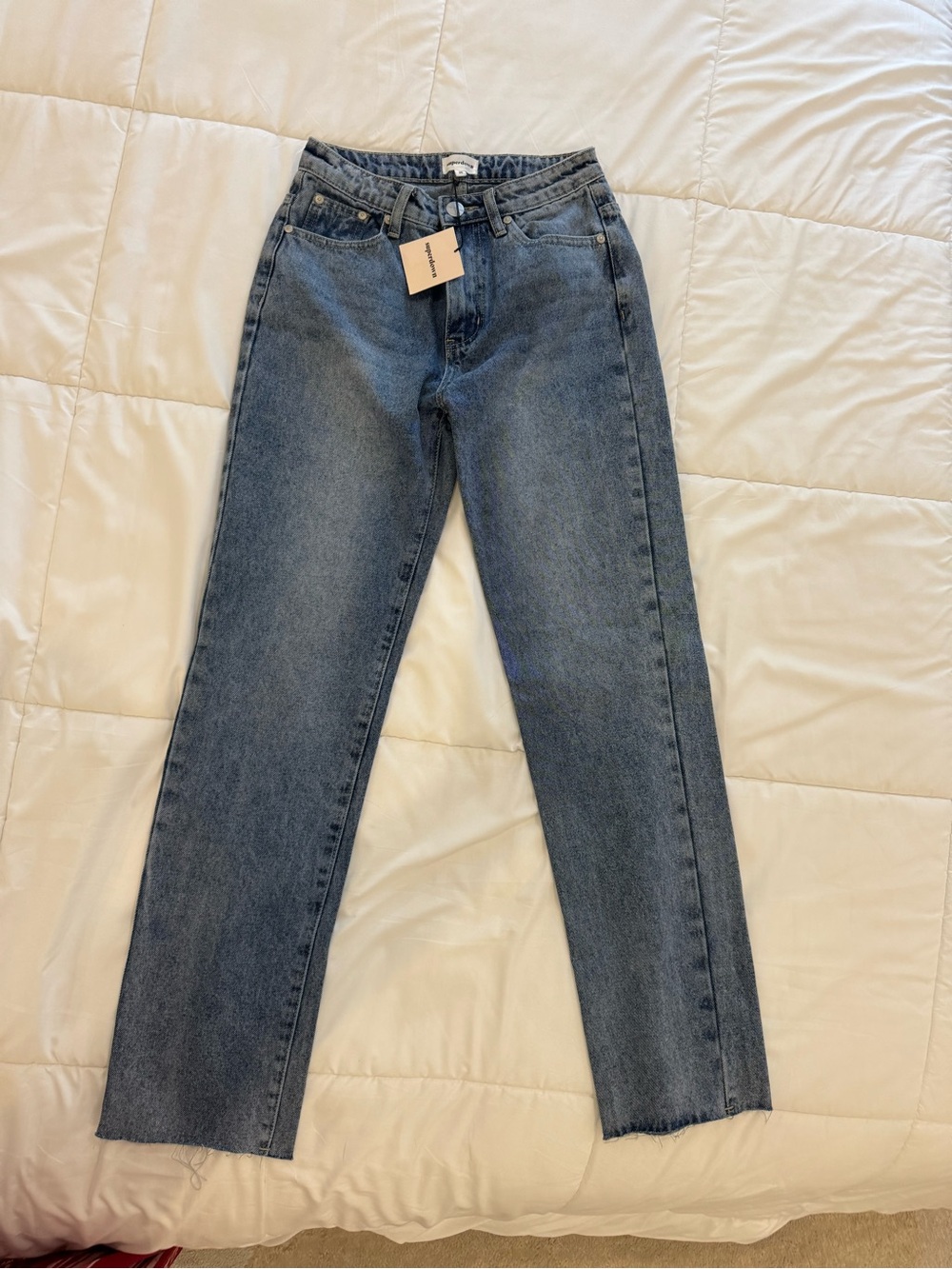 superdown Relaxed Straight-Leg Jeans in Medium Blue Wash